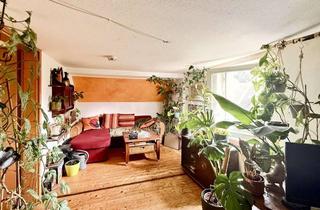 Wohnung kaufen in 87435 Kempten, Vermietete 2-Zimmer-Wohnung im Dachgeschoss rechts
