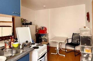 Wohnung kaufen in 87435 Kempten, Vermietete 1-Zimmer-Wohnung im Obergeschoss links