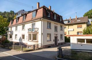 Wohnung kaufen in Dimpfelbachstraße, 76534 Lichtental, Renovierte 3 Zimmer Wohnung mit Garten und 2 Garagen in Lichtental