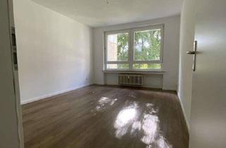 Wohnung mieten in Albert-Einstein-Straße, 42897 Remscheid, Neue Bleibe ab November gesucht?