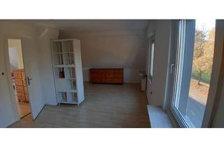 Wohnung mieten in 59557 Lippstadt, Schöne 2,5 Zimmer-DG-Wohnung mit EBK und Blick ins Grüne in Lippstadt
