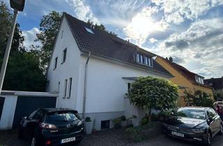 Wohnung mieten in 30453 Ahlem, schöne 3-Zimmer-Dachgeschosswohnung mit großem Garten in Hannover-Ahlem