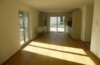 Wohnung mieten in 92331 Parsberg, Erstbezug mit eigenem Garten! Moderne 2,5-Zimmer-Wohnung & EBK in zentraler Lage Parsberg