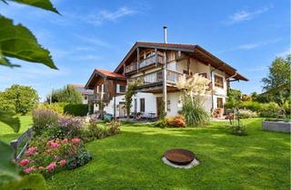 Haus kaufen in 83346 Bergen, Hochwertig kernsanierte DHH als Ein- bis Zweifamilienhaus mit traumhaftem Bergblick in ruhiger Lage