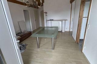 Immobilie mieten in 52428 Jülich, 5-Zimmer-Wohnung mit 4 Schlafzimmern, Einbauküche und zwei WCs in Jülich