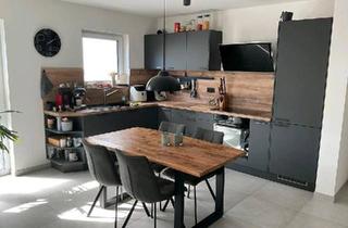 Wohnung kaufen in 61184 Karben, Karben - 4-Zimmer-Wohnung mit 2 Terrassen in Karben