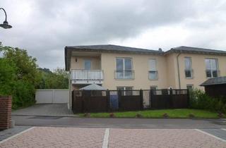 Doppelhaushälfte kaufen in 54439 Saarburg, Saarburg - 3Zkb Wohnung in begehrter Lage nähe Saarufer Saarburg