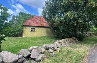 Haus kaufen in 17194 Grabowhöfe, Grabowhöfe - 1.000 m2 Feldsteinscheune mit 400 m2 Rohbauwohnung und Gartenhaus