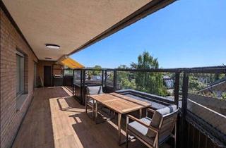 Penthouse kaufen in 51067 Holweide, Exklusive Penthouse-Eigentumswohnung in im Kölner Grüngürtel mit Domblick