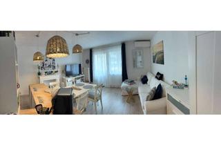 Wohnung mieten in Beethovenstraße 17, 50674 Altstadt-Süd, Möbliertes Apartment mit separierbarem Schlafbereich, Balkon, Klimaanlage & Waschmaschine