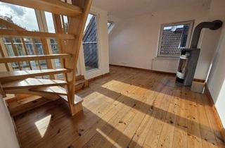 Wohnung mieten in 24105 Düsternbrook, 3,5-Zimmer Maisonette-Wohnung mit Dachterrasse in Kiel-Düsternbrook