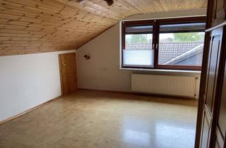 Wohnung mieten in Untere Trift 10, 37586 Dassel, Viel Platz in Dassel: 4,5-Zimmer-Wohnung zu mieten