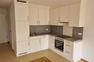 Wohnung mieten in Stedinger Straße 38, 26135 Osternburg, frisch gestrichene, sofort bezugsbereite Seniorenwohnung in sehr zentraler Lage