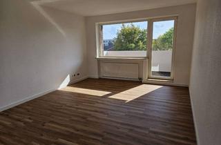 Wohnung mieten in Adolf-Grimme-Straße, 26121 Bürgerfelde, Frisch renovierte 2-Zimmer-Wohnung mit Balkon – bezugsfertig ab 01.11.2026