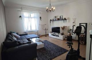 Wohnung mieten in Hauptstr. 168, 66976 Rodalben, Altbauwohnung (90m2) mitten in Rodalben: 2 Zimmer mit Kamin, EBK & Balkon