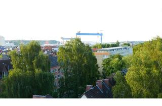 Wohnung mieten in Kirchenweg 55, 24143 Gaarden-Ost, renovierte Wohnung mit drei Zimmern und Einbauküche in Kiel zum 01.11.2026 oder 01.12.2026