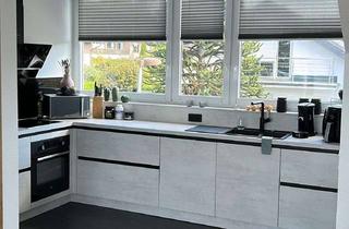 Wohnung mieten in Maria-Kahle-Weg, 58739 Wickede, Helle 3-Zimmer-DG-Wohnung mit Aussicht und Balkon in Wickede (Ruhr)