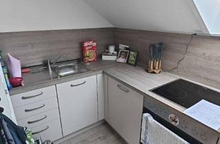 Wohnung mieten in Teckweg 16, 71573 Allmersbach, Dachgeschoss mit Balkon: 3-Zimmer-Wohnung in Allmersbach im Tal