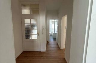 Wohnung mieten in 76137 Südweststadt, KA-Südweststadt : komplett sanierte 2-ZW , Balkon, Gartennutzung