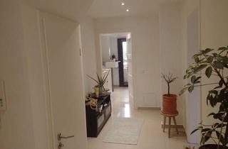 Wohnung mieten in Blücherstraße, 76185 Weststadt, Nachmieter gesucht: Masionette-Wohnung im Musikerviertel, Dachstuhl mit Balkon & Eckbadewanne