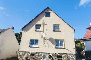 Einfamilienhaus kaufen in 35638 Leun, Freistehendes Einfamilienhaus mit viel Potenzial !