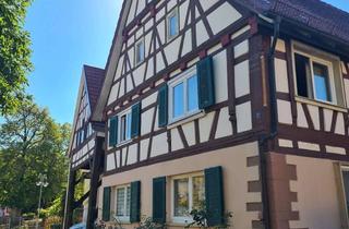 Mehrfamilienhaus kaufen in Durlacher Straße, 75210 Keltern, Wohnen mit Charakter: Historisches Mehrfamilienhaus in Keltern