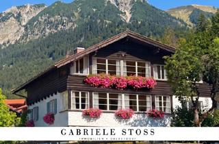Einfamilienhaus kaufen in 87561 Oberstdorf, OBERSTDORFER ORIGIGNAL: Einfamilienhaus, Bergblick, Stellplätze, Doppelgarage, Toplage!