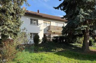 Haus kaufen in 61184 Karben, Freistehendes 2 FH mit 210 m² Wfl. + ausbauf. DG, große Garage + 4 PKW-Stellplätze, in ruhiger Lage!