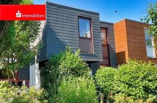 Haus kaufen in 24148 Wellingdorf, Ansprechend - Solide - Platz!