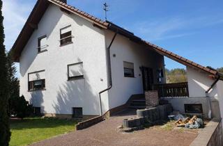 Haus mieten in Stangenhahnstraße 26, 57520 Steinebach, Einfamilienhaus mit Küche, großem Garten und Balkon