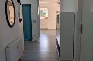 Wohnung mieten in 76534 Neuweier, 4,5 Zimmer DG-Wohnung in Neuweier ab 1.12.2026