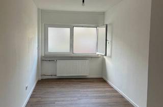 Wohnung mieten in 65719 Hofheim am Taunus, Erstbezug nach umfassender Sanierung: 3-Zi.-Wohnung mit Balkon in Hofheim am Taunus