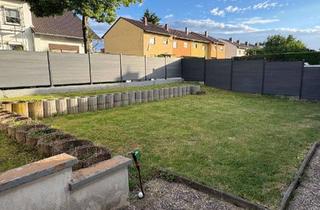 Doppelhaushälfte kaufen in 67551 Pfeddersheim, Liebevoll gepflegte Doppelhaushälfte in Worms-Pfeddersheim – mit Garten, Terrasse und zwei Garagen