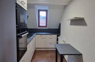 Wohnung mieten in Hohe Str. 20, 08626 Adorf, Gemütliche 2-Zi-Wohnung im Dachgeschoss mit EBK