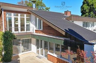 Haus kaufen in 66386 St. Ingbert, Hochwertig modernisiertes freistehendes Villenanwesen in schöner Lage