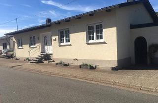 Haus kaufen in 66571 Eppelborn, Eppelborn - Gepflegter Bungalow mit Souterrain in Toplage ,provisionsfrei