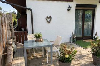 Wohnung kaufen in 91729 Gräfensteinberg, Charmante 2-Zimmer-Wohnung mit Balkon und Terrasse in Gräfensteinberg