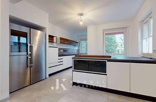 Wohnung kaufen in 03044 Cottbus, Kaufen, einziehen, wohlfühlen: Hochwertig ausgestattete Maisonette-Wohnung mit moderner Einbauküche
