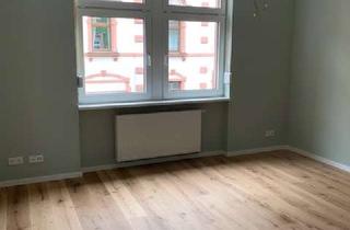 Wohnung kaufen in Niddagaustraße 10, 60489 Rödelheim, Sehr schöne kernsanierte Altbauwohnung