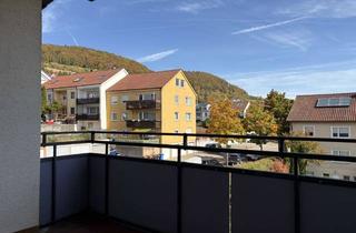 Wohnung kaufen in 72458 Albstadt, Sanierte + Sonnige 4 Zi.-Wohnung mit zwei Balkonen in Albstadt- Ebingen (provisionsfrei)