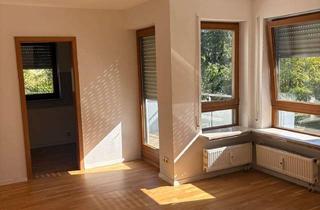 Wohnung mieten in Heilig-Geist-Str. 68, 83022 West, Helle 2-Zimmer-Wohnung mit Balkon in zentraler Lage von Rosenheim