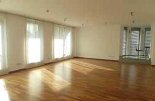 Wohnung mieten in Neusser Straße 26b, 40667 Meerbusch, 174 qm Luxuswohnung mit 2 Bäder, Gartennutzung und Kinderspielplatz