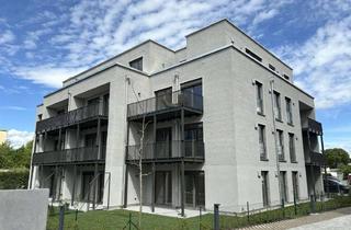Wohnung mieten in Hubertusstraße 56, 82256 Fürstenfeldbruck, *Lichtdurchfluteter Dachterrassen-Traum inklusive EBK und TG-Stellplatz*