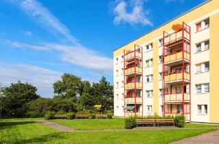 Wohnung mieten in Erich-Schlesinger-Str., 18059 Hansaviertel, "Seniorengerechtes Servicewohnen" Einbauküche, Duschbad, Balkon und Fahrstuhl...!!!