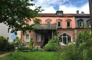 Wohnung mieten in Bürgweg 28, 90482 Mögeldorf, Dachgeschoss-Wohnung in 3-Parteienhaus in ruhiger Lage in Mögeldorf mit Gartennutzung