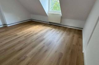 Wohnung mieten in Amrastraße 107, 99817 Eisenach, Frisch renovierte 4-Zimmer-Dachgeschosswohnung in zentraler und ruhiger Lage von Eisenach