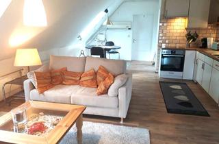 Wohnung mieten in 22547 Lurup, Geschmackvolle, neuwertige 2-Raum-DG-Wohnung, möbliert.