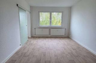 Wohnung mieten in Keplerstraße 10, 19063 Mueßer Holz, geräumige 3-Raum-Wohnung mit Fahrstuhl und Wannenbad