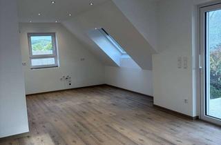 Wohnung mieten in 86551 Aichach, 3 / 4 Zimmer Dachgeschosswohnung 94 m² in Aichach OT Klingen