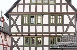 Wohnung mieten in Hüttenplatz 16, 35683 Dillenburg, Lebendiger Wohnraum: 2,5-Zimmer-Wohnung in Dillenburg
